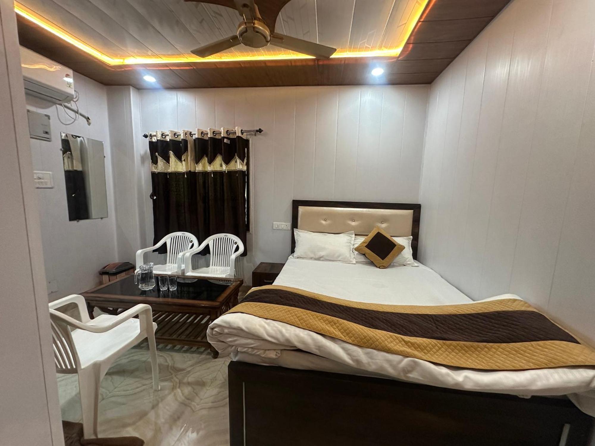 Ganga Godawari Guest House — Photos 2